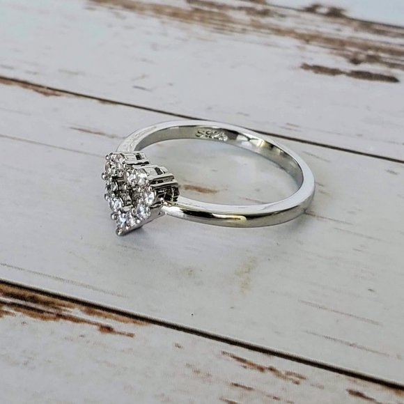 Sweetheart Ring - Picture 3 of 4